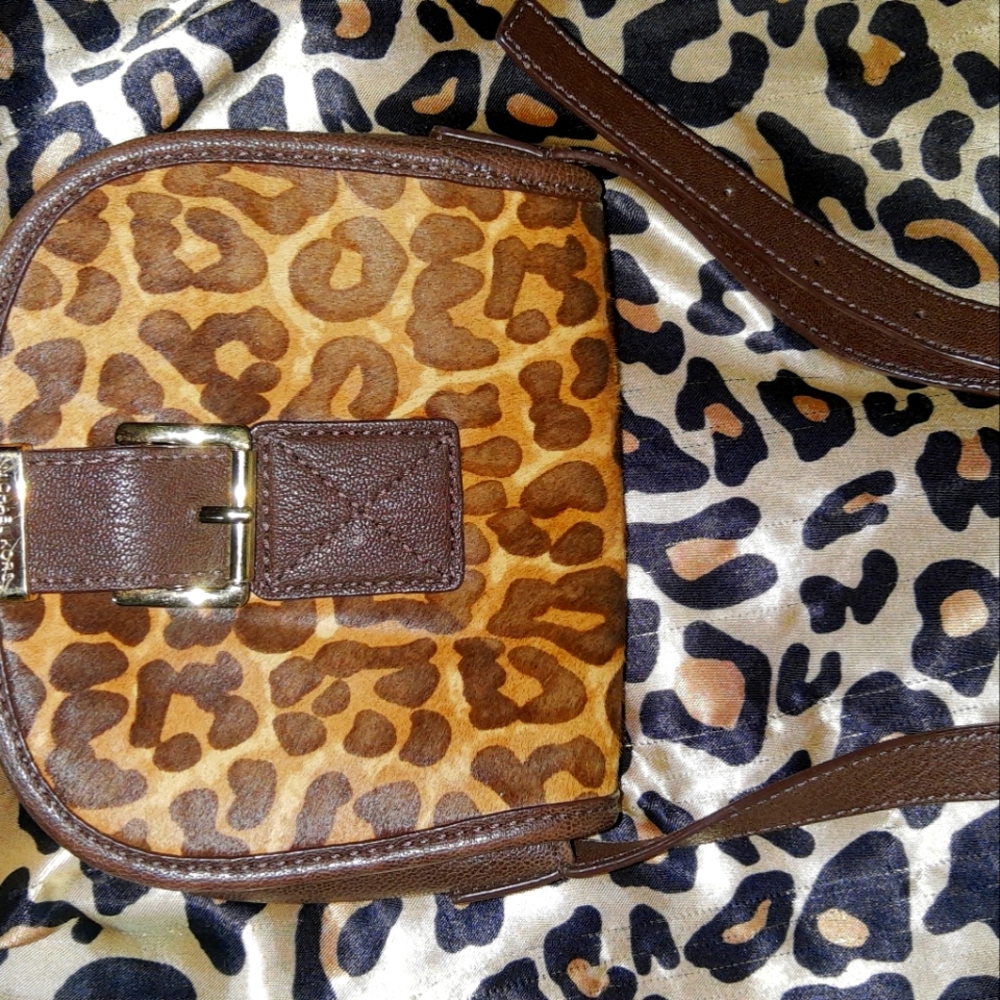 Michael kors small saddle bag crossbody
